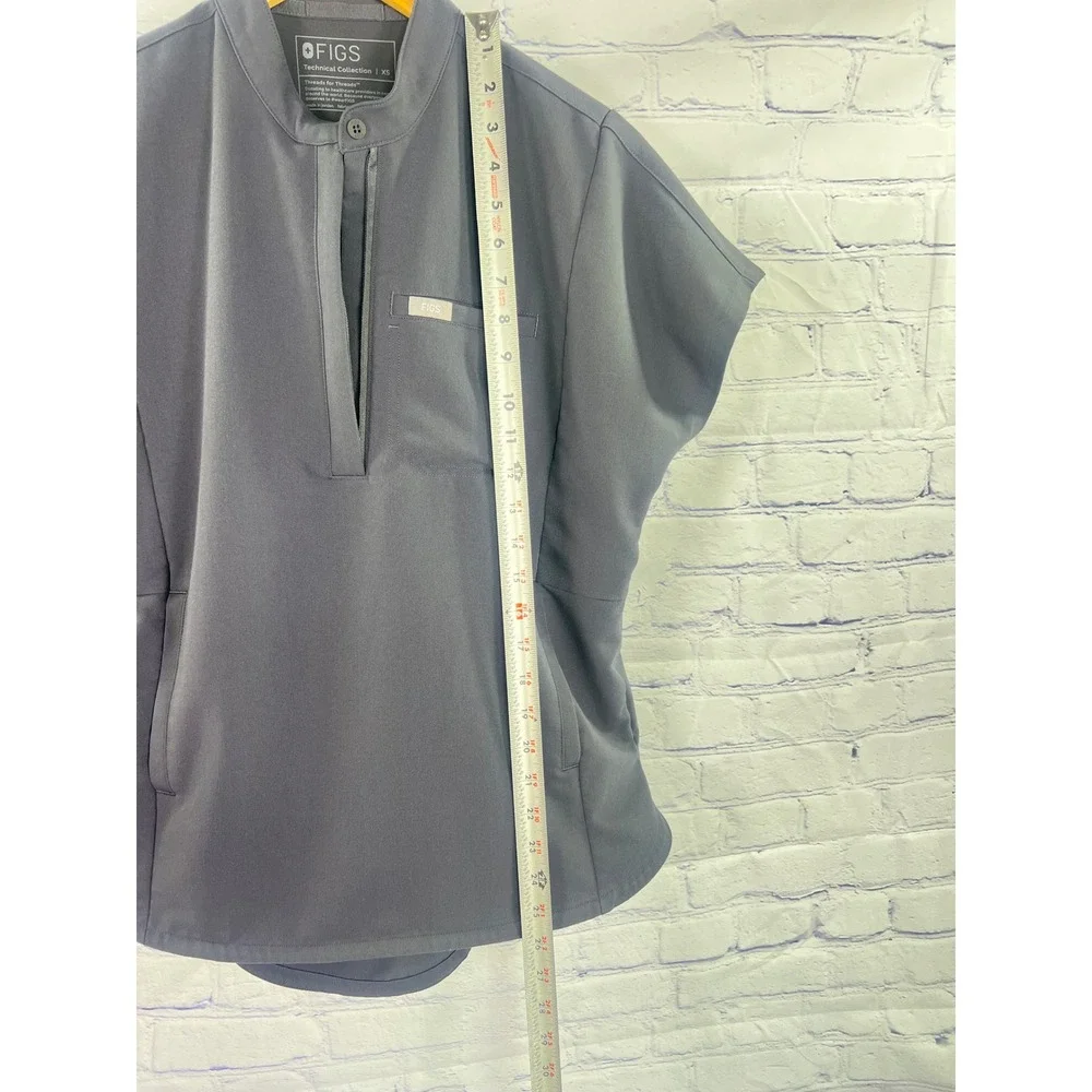 FIGS Technical Collection Graphite Gray Mandarin Collar Scrub Top Womens XS - Picture 10 of 15